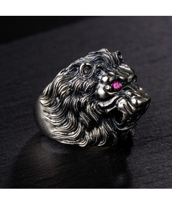 Bague Lion Yeux Rouge rembourrage situé sous